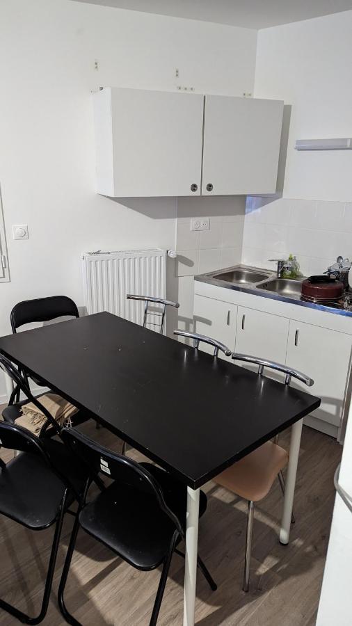 Chambre Dans Appartement Pres Du Roazhon Park Rennes Eksteriør bilde